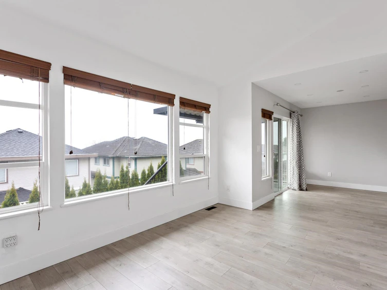 2986 Pinetree Close, Coquitlam, BC, V3E 2Z5 - 13