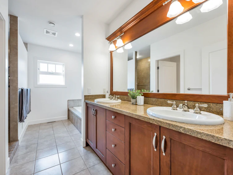 18208 92 Avenue, Surrey, BC, V4N 3Y8 - 25