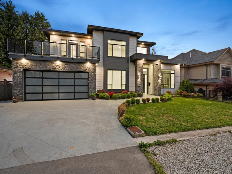 13816 Brentwood Crescent, Surrey BC V3R 5L8