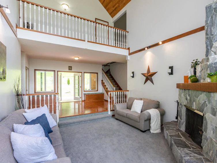 42160 Majuba Hill Road, Chilliwack, BC, V2R 5H2 - 10