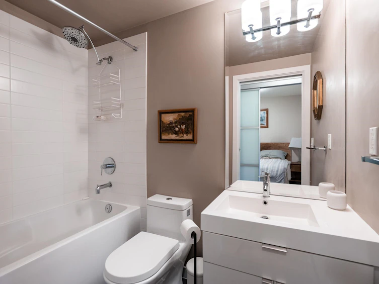 221-289 E 6th Avenue, Vancouver, BC, V5T 0E9 - 16