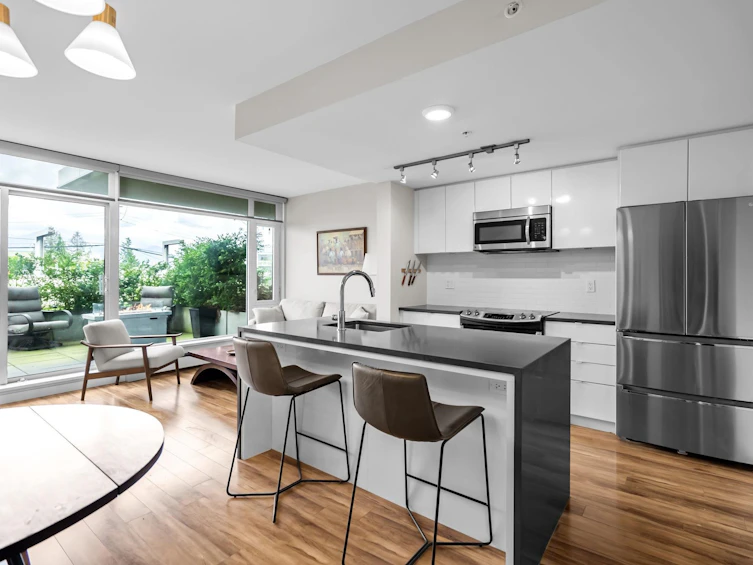 221-289 E 6th Avenue, Vancouver, BC, V5T 0E9 - 9
