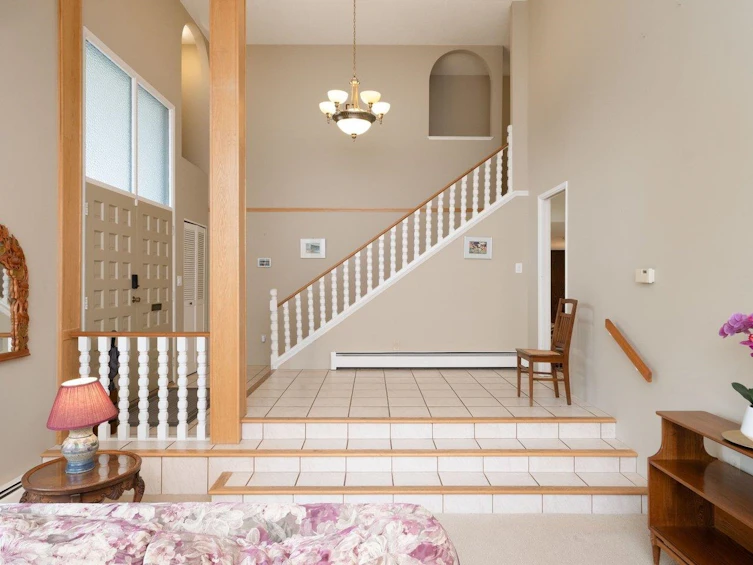 375 Fairway Drive, North Vancouver, BC, V7G 1L4 - 6