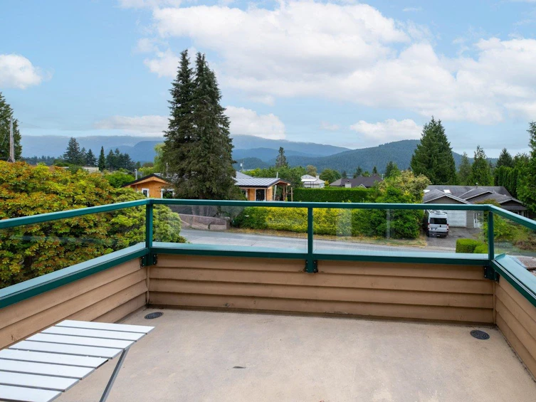 375 Fairway Drive, North Vancouver, BC, V7G 1L4 - 21