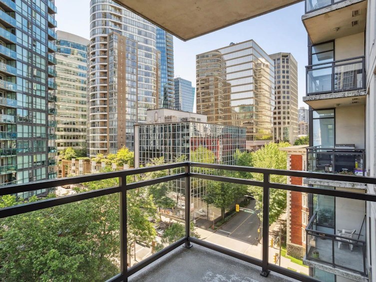 807-1211 Melville Street, Vancouver, BC, V6E 0A7 - 13