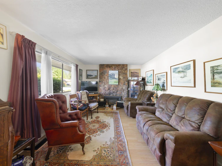 3824 Inverness Street, Port Coquitlam, BC, V3B 3B8 - 9