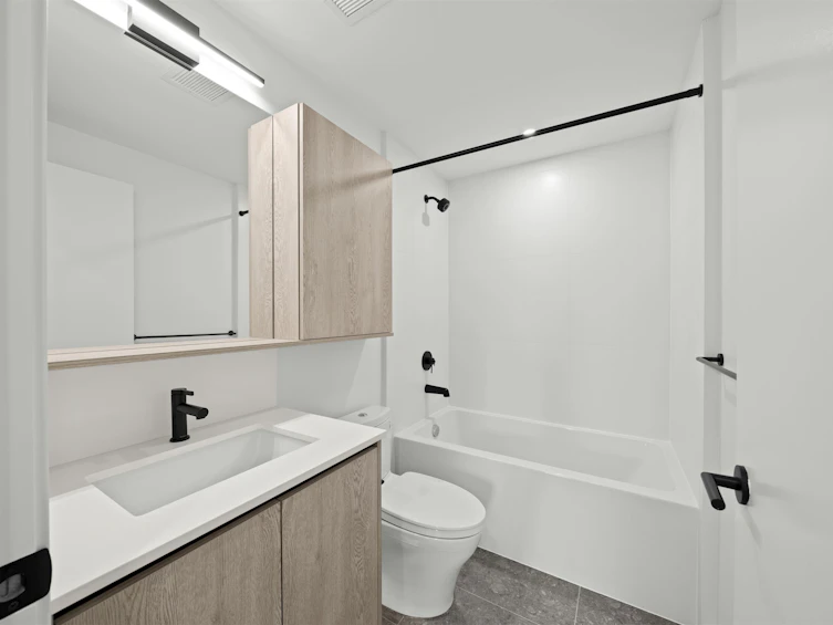206-6585 195a Street, Surrey, BC, V4N 6Y9 - 17