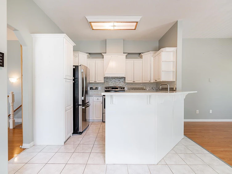 8464 Doerksen Drive, Mission, BC, V2V 7C4 - 9