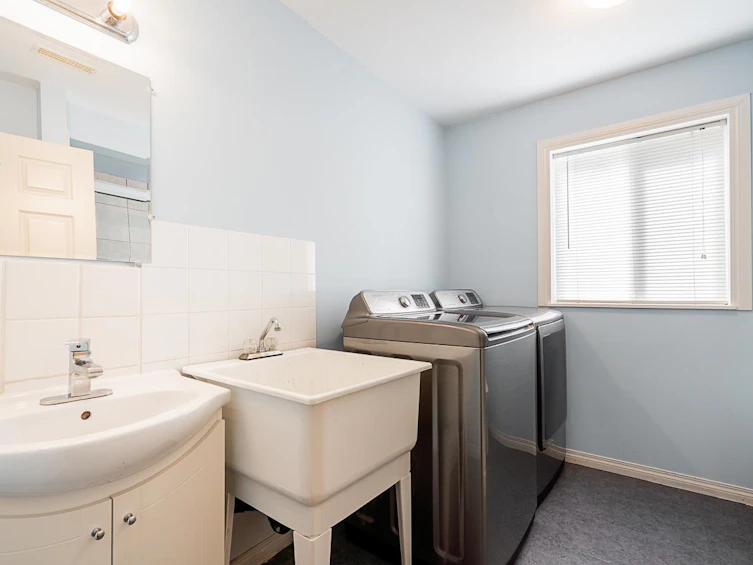 8464 Doerksen Drive, Mission, BC, V2V 7C4 - 26