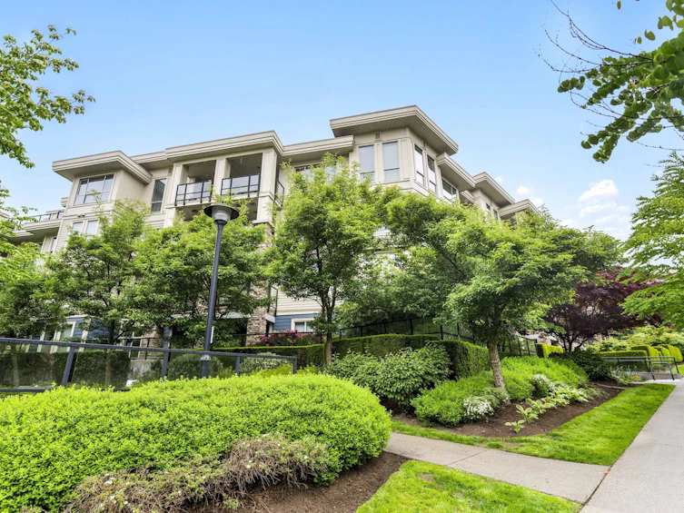 202-250 Francis Way, New Westminster, BC, V3L 0E6 - 2
