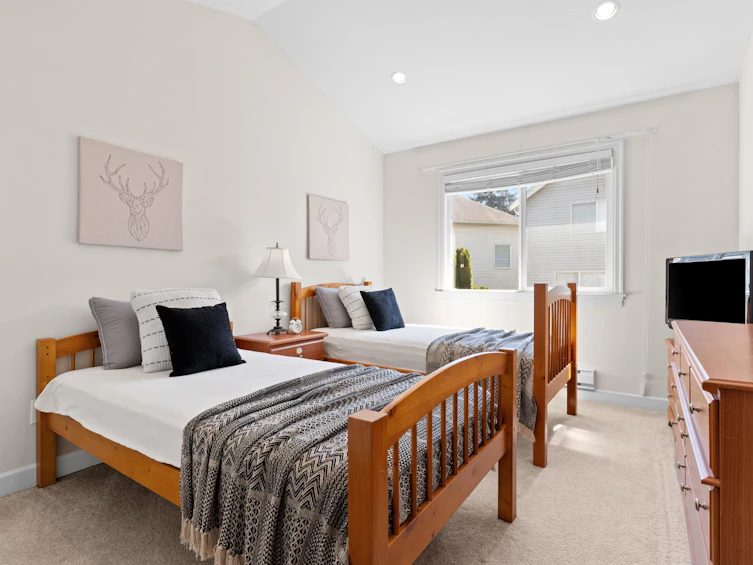 17978 71a Avenue, Surrey, BC, V3S 7C8 - 12