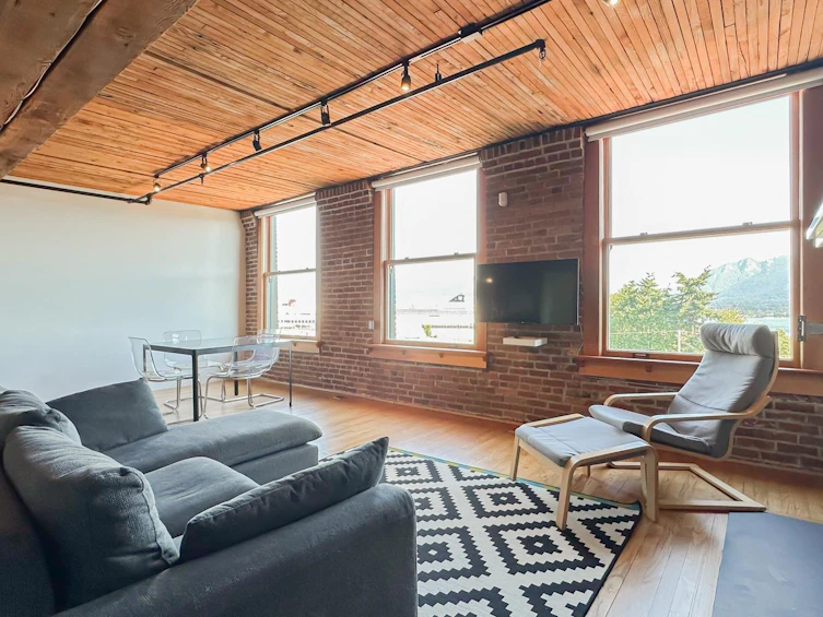 702-41 Alexander Street, Vancouver, BC, V6A 1B2 - 4