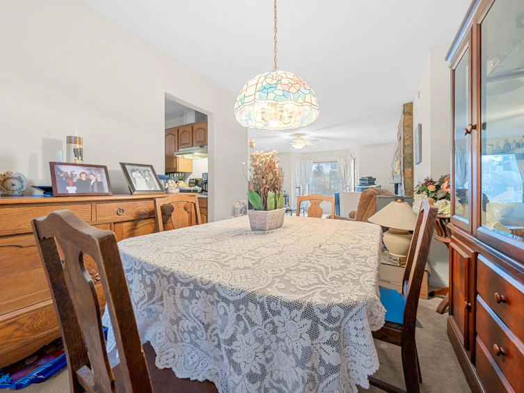 9762 149 Street, Surrey, BC, V3R 8C6 - 7