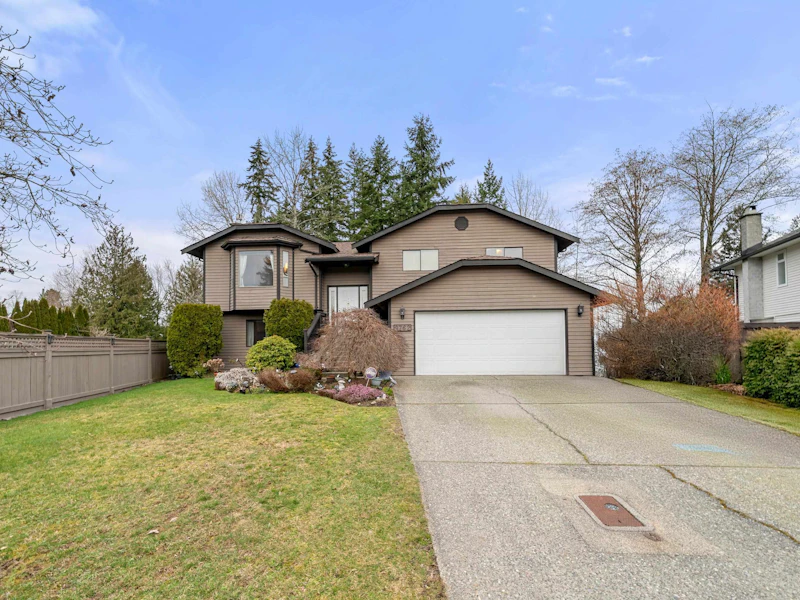 9762 149th Street, Surrey BC V3R 8C6