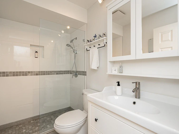 2209 Alder Street, Vancouver, BC, V6H 2R8 - 24