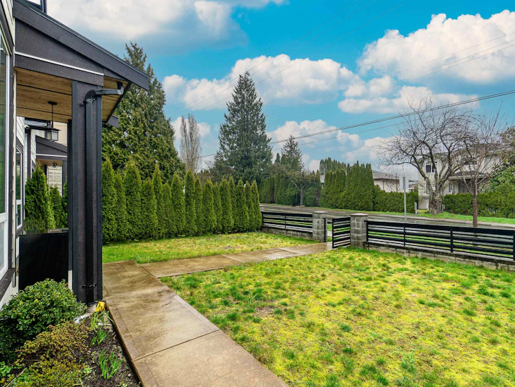 1483 Sperling Avenue, Burnaby, BC, V5B 4J8 - 2