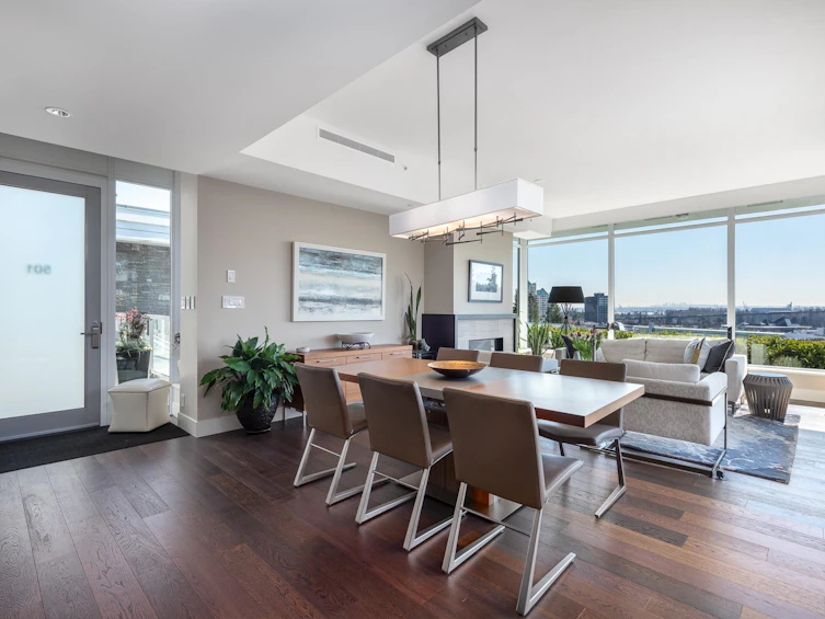 501-918 Keith Road, West Vancouver, BC, V7T 1M3 - 3