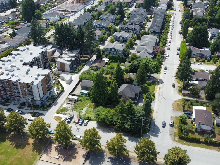 2116 Salisbury Avenue, Port Coquitlam, BC, V3C 2B1 - 8