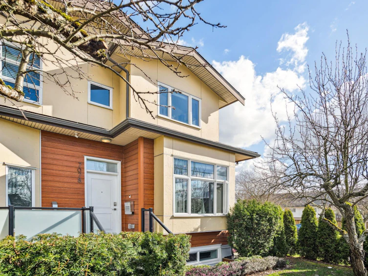 7078 Fraser Street, Vancouver, BC, V5X 3V5 - 2