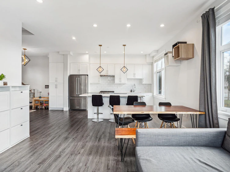7078 Fraser Street, Vancouver, BC, V5X 3V5 - 9