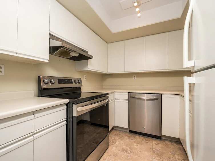 111-1441 Garden Place, Delta, BC, V4M 3Z2 - 11