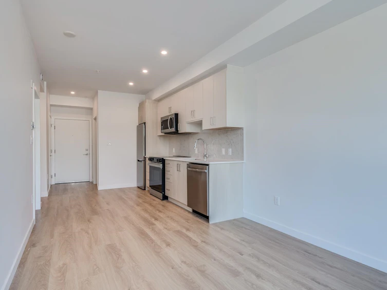 E216-13858 108 Avenue, Surrey, BC, V3T 0T8 - 8