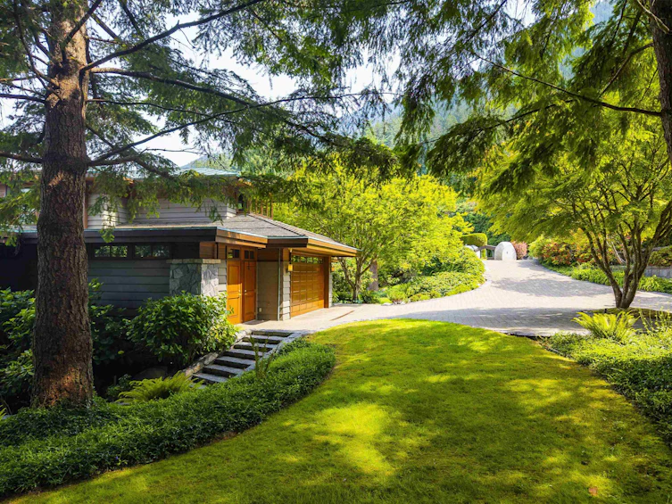270 Lions Bay Avenue, West Vancouver, BC, V0N 2E0 - 4