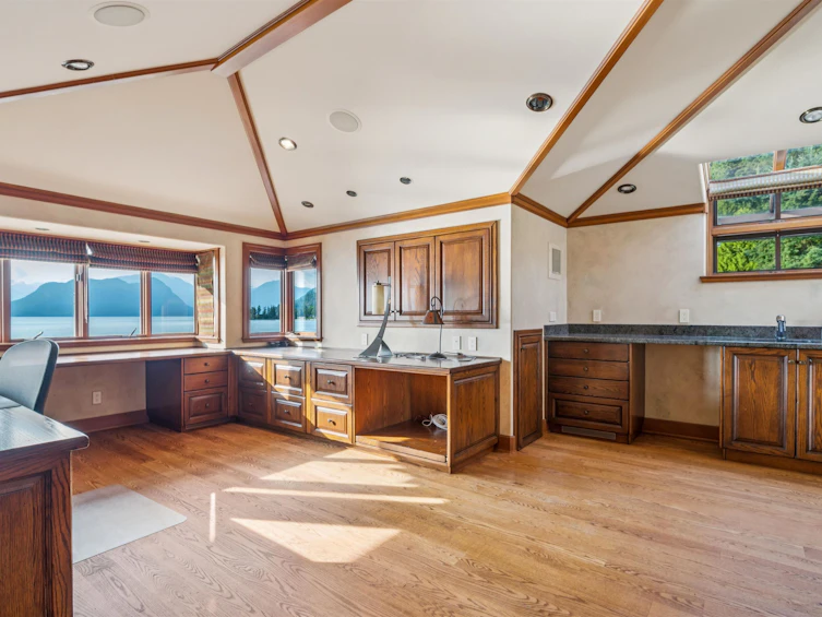 270 Lions Bay Avenue, West Vancouver, BC, V0N 2E0 - 17