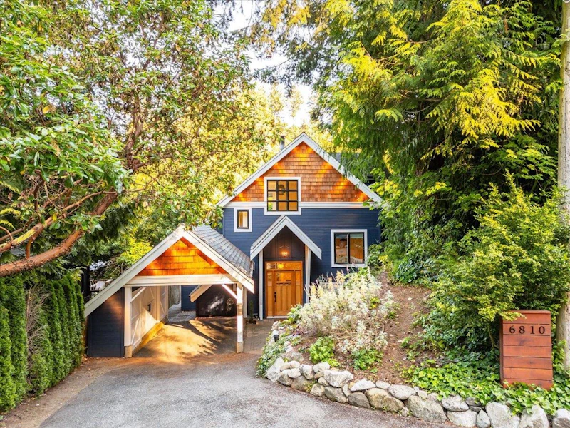 6810 Hycroft Road, West Vancouver BC V7W 2K8