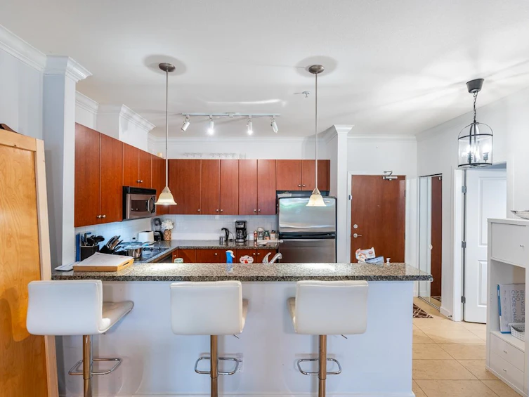 103-200 Capilano Road, Port Moody, BC, V3H 5N1 - 8