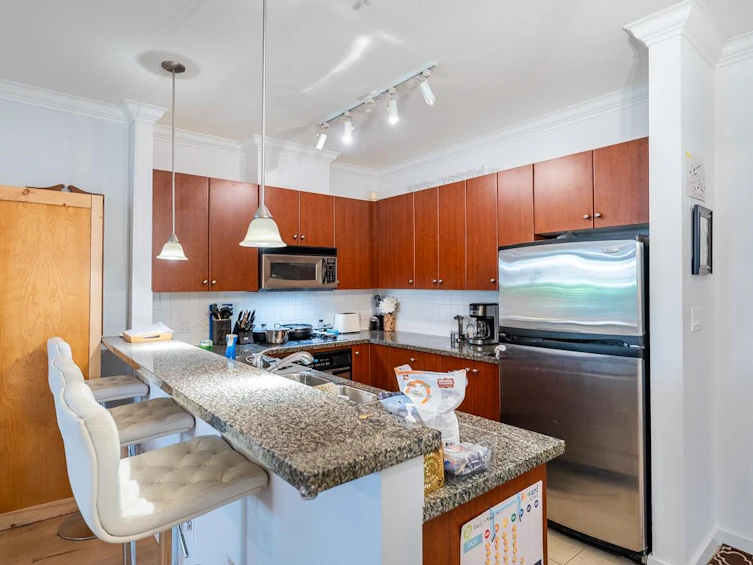 103-200 Capilano Road, Port Moody, BC, V3H 5N1 - 5