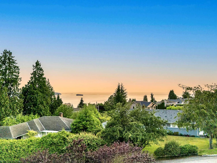 2050 Westdean Crescent, West Vancouver, BC, V7V 3Z9 - 35