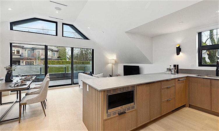 5253 Larch Street, Vancouver, BC, V6N 2T3