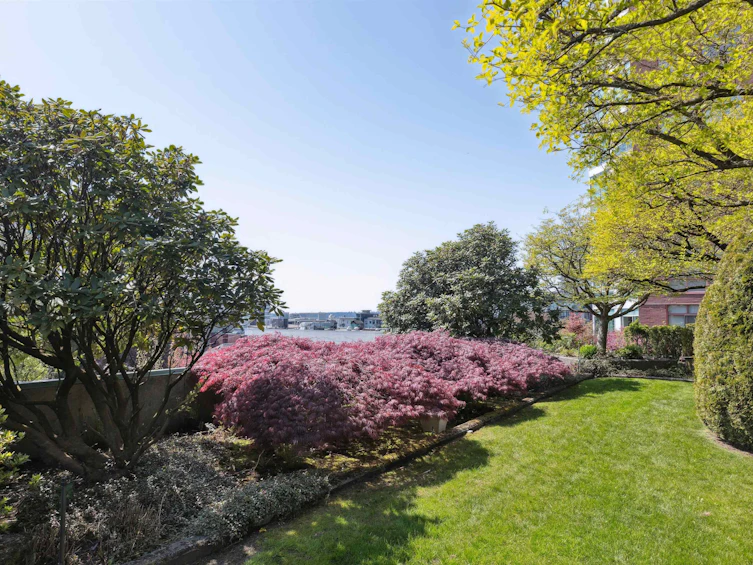 703-130 E 2nd Street, North Vancouver, BC, V7L 1C3 - 3