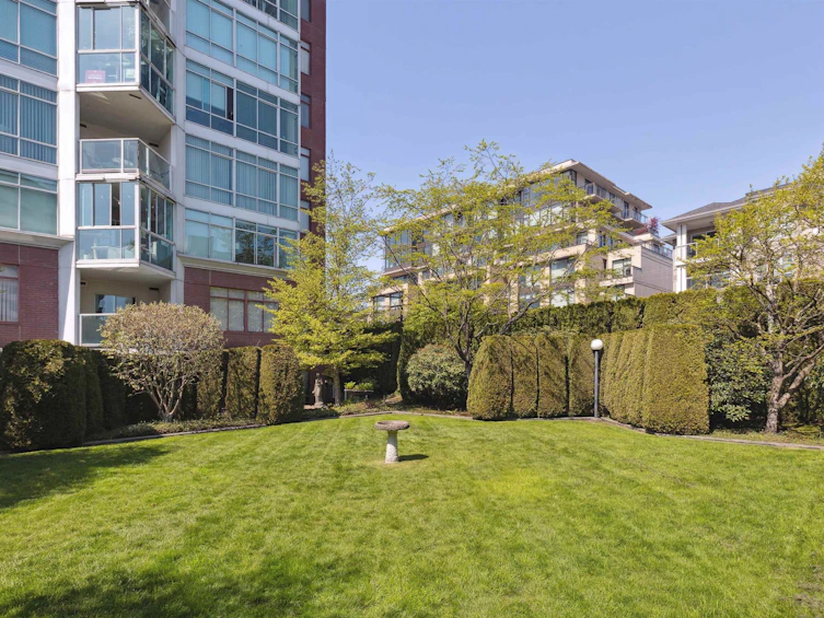 703-130 E 2nd Street, North Vancouver, BC, V7L 1C3 - 17