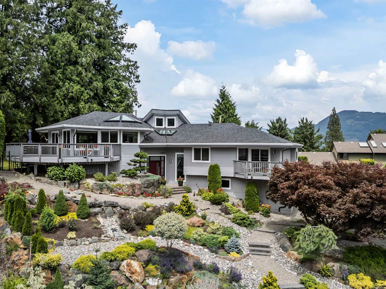 10023 Eagle Crescent, Chilliwack, BC, V2P 7R1 - 2