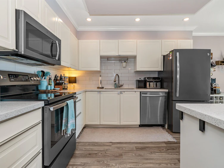 20-32858 Landeau Place, Abbotsford, BC, V2S 5X9 - 7