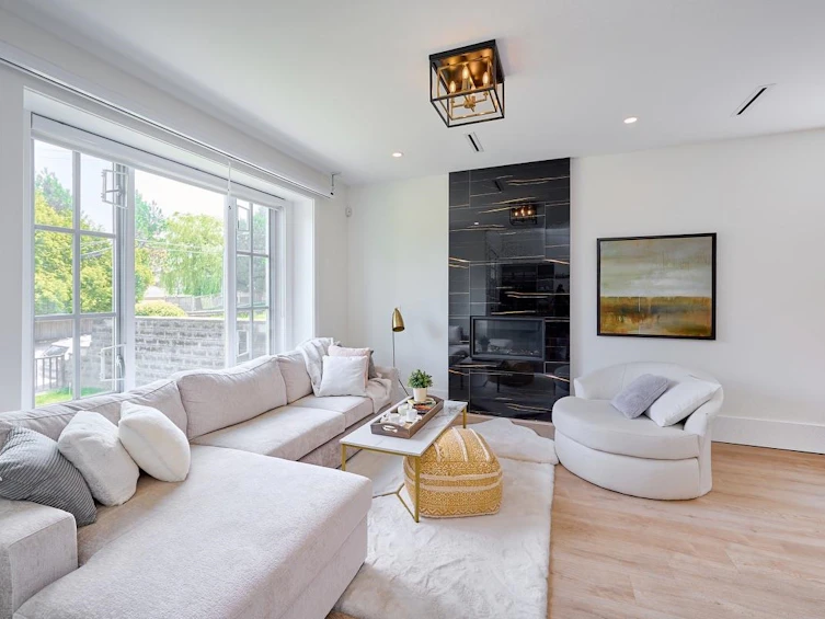 4809 Patterson Avenue, Burnaby, BC, V5G 3A6 - 2