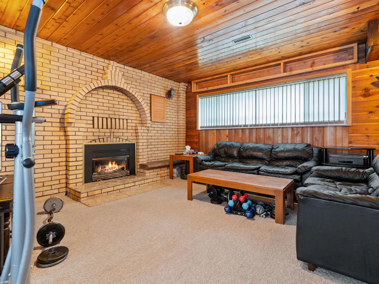 3963 198a Street, Langley, BC, V3A 5W5 - 6