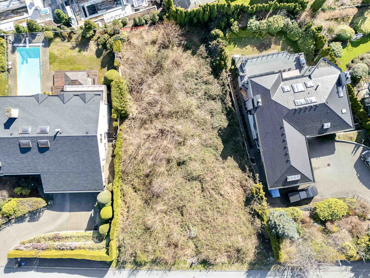 1484 Camridge Road, West Vancouver, BC - 2