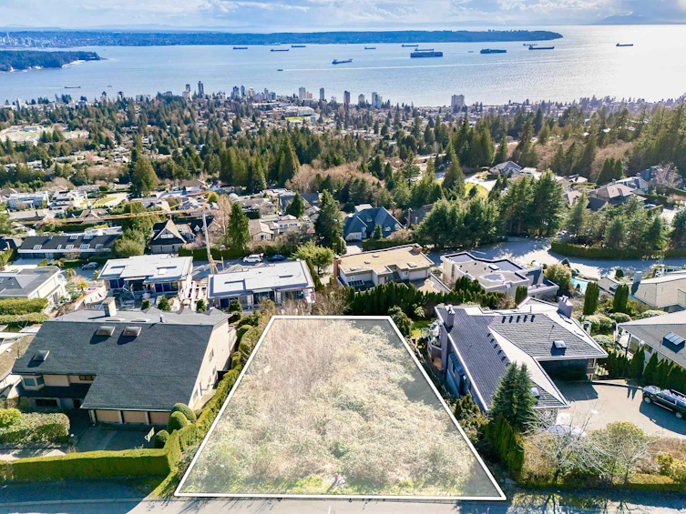 1484 Camridge Road, West Vancouver, BC