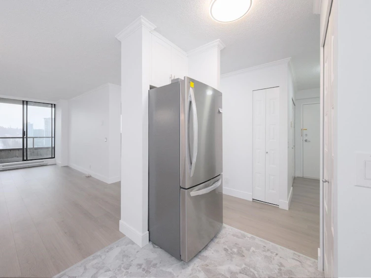 2401-3970 Carrigan Court, Burnaby, BC, V3N 4S5 - 14