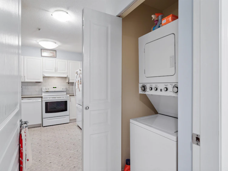 202-960 Lynn Valley Road, North Vancouver, BC, V7J 3V6 - 18