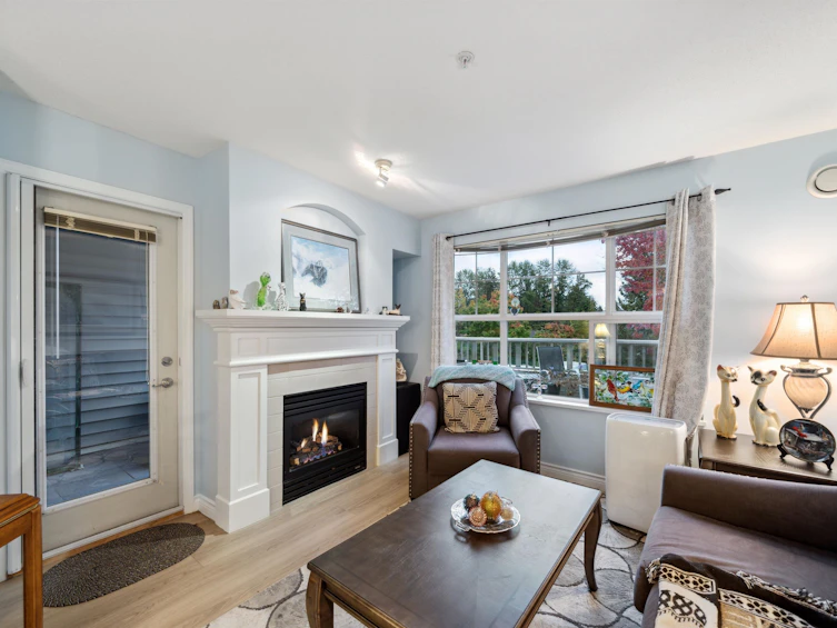 202-960 Lynn Valley Road, North Vancouver, BC, V7J 3V6 - 5
