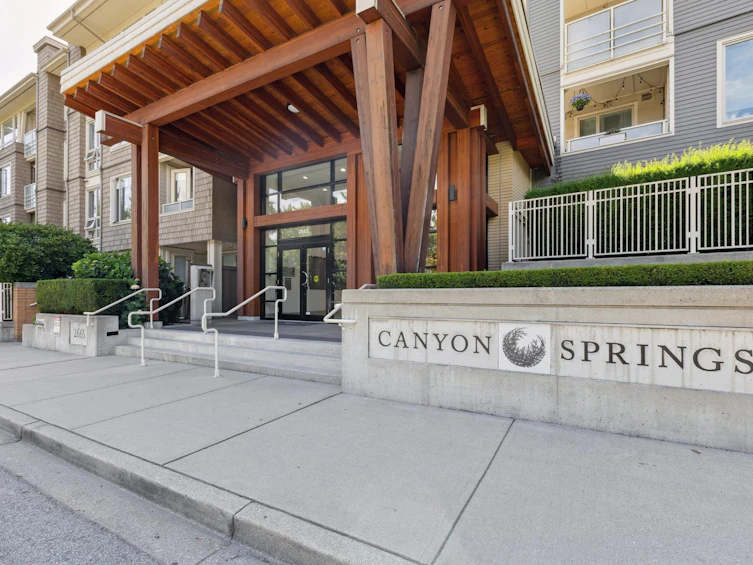 516-2665 Mountain Highway, North Vancouver, BC, V7J 0A8 - 32