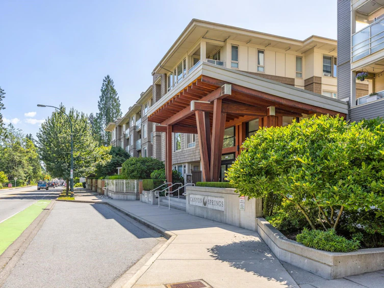 516-2665 Mountain Highway, North Vancouver, BC, V7J 0A8 - 34