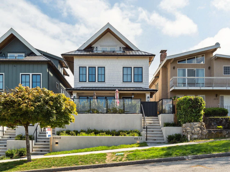 4868 Dumfries Street, Vancouver, BC, V5N 3T9 - 32