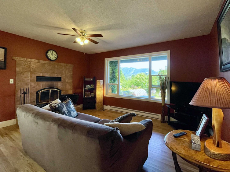 6303 Fairway Avenue, Sechelt, BC, V7Z 0P8 - 13