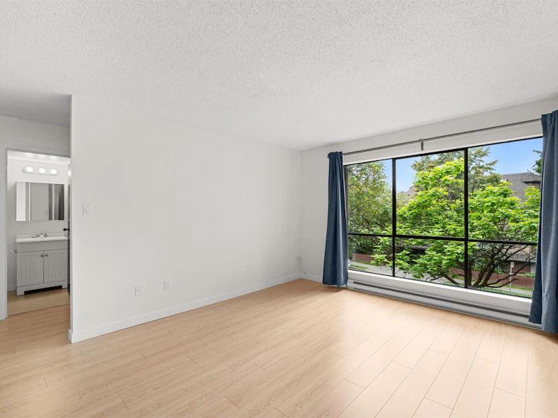 303 - 2920 Ash Street, Vancouver BC V5Z 4A6