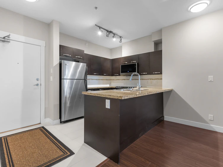 102-33539 Holland Avenue, Abbotsford, BC, V2S 0C6 - 16